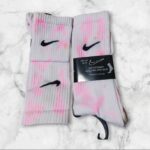 ⁦Tie Dye Rose Nike Socks⁩ - الصورة ⁦3⁩